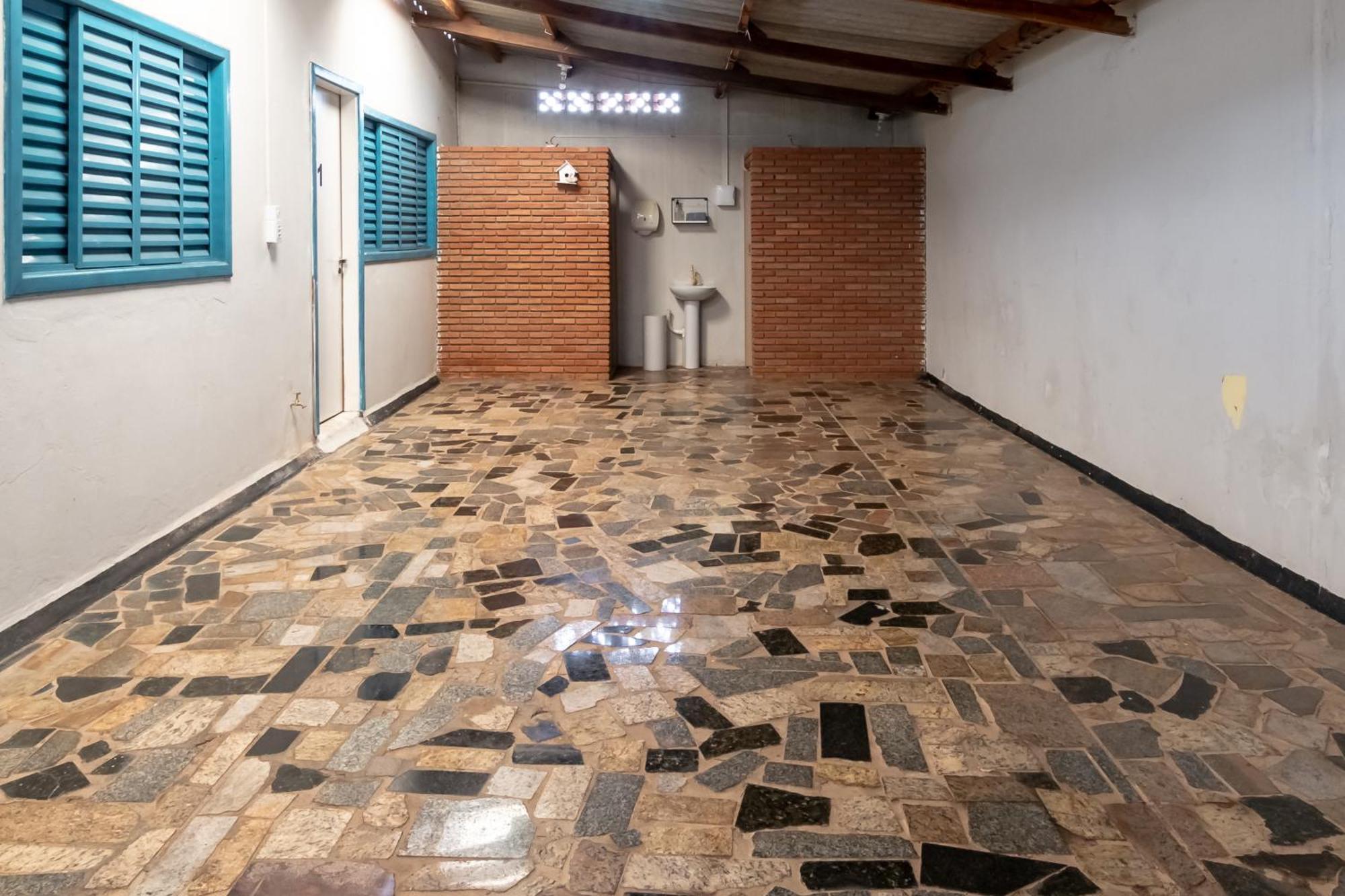 Pousada Roosevelt Quarto 04 - Pousada Central Prox Rodoviaria E Dist Industrial Hotell Uberlândia Exteriör bild